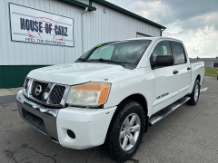 Used 2008 Nissan Titan 2WD Crew Cab SE at House of Carz near Rochester, IN
