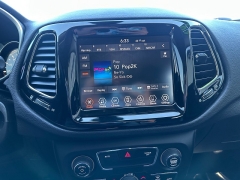 Used 2020 Jeep Compass 4d SUV 4WD Limited at House of Carz near Rochester, IN