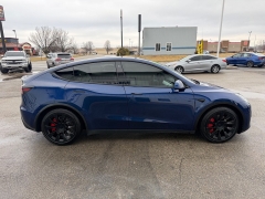 Used 2021  Tesla Model Y Long Range AWD at House of Carz near Rochester&comma; IN