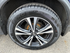 Used 2020 Nissan Rogue 4d SUV AWD SV at House of Carz near Rochester, IN