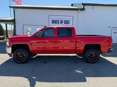 Used 2018  Chevrolet Silverado 1500 4WD Crew Cab LT at House of Carz near Rochester, IN