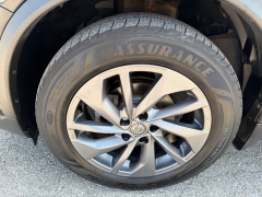 Used 2016  Nissan Rogue 4d SUV AWD SL at House of Carz near Rochester&comma; IN
