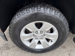 Used 2016  GMC Canyon 4WD Ext Cab SLE at House of Carz near Rochester&comma; IN