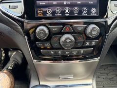 Used 2020  Jeep Grand Cherokee 4d SUV 4WD Laredo Altitude at House of Carz near Rochester&comma; IN