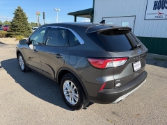 Used 2020  Ford Escape 4d SUV AWD SE at House of Carz near Rochester&comma; IN