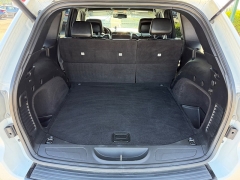 Used 2015  Jeep Grand Cherokee 4d SUV 4WD Laredo at House of Carz near Rochester&comma; IN