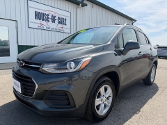  2020 Chevrolet Trax 4d SUV AWD LT at House of Carz near Rochester&comma; IN