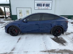 Used 2021  Tesla Model Y Long Range AWD at House of Carz near Rochester&comma; IN