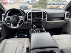 Used 2015  Ford F-150 4WD Supercrew Lariat 5 1&sol;2 at House of Carz near Rochester&comma; IN
