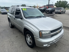 Used 2007 Chevrolet Trailblazer 4d SUV 4WD LS at House of Carz near Rochester, IN