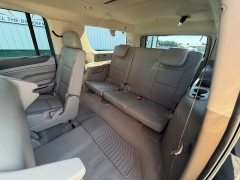 Used 2019  GMC Yukon XL 4d SUV 4WD SLT at House of Carz near Rochester&comma; IN