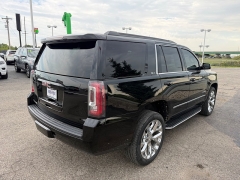 Used 2018  GMC Yukon 4d SUV 4WD SLT at House of Carz near Rochester&comma; IN