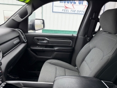 Used 2021  Ram 1500 4WD Big Horn Crew Cab 5'7" Box at House of Carz near Rochester&comma; IN