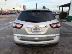 Used 2015  Chevrolet Traverse 4d SUV AWD LT2 at House of Carz near Rochester&comma; IN