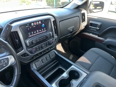 Used 2017 GMC Sierra 1500 4WD Crew Cab SLE at House of Carz near Rochester, IN