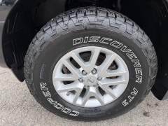Used 2014  Nissan Frontier 4WD Crew Cab SV Auto at House of Carz near Rochester&comma; IN