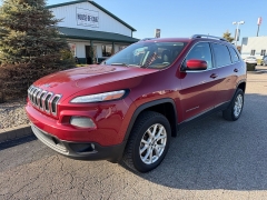  2014 Jeep Cherokee 4d SUV 4WD Latitude V6 at House of Carz near Rochester, IN