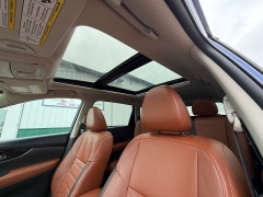 Used 2018  Nissan Rogue 4d SUV AWD SL at House of Carz near Rochester&comma; IN