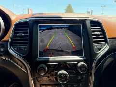 Used 2018  Jeep Grand Cherokee 4d SUV 4WD Summit V6 at House of Carz near Rochester&comma; IN