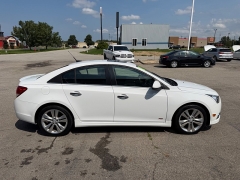 Used 2013  Chevrolet Cruze 4d Sedan LTZ at House of Carz near Rochester&comma; IN