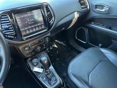 Used 2020 Jeep Compass 4d SUV 4WD Limited at House of Carz near Rochester, IN