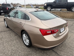 Used 2018  Chevrolet Malibu 4d Sedan LT at House of Carz near Rochester&comma; IN