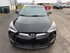 Used 2013  Hyundai Veloster 3d Coupe RE&colon;MIX Auto at House of Carz near Rochester&comma; IN