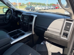 Used 2019  Ram 1500 Classic 4WD Crew Cab SLT at House of Carz near Rochester&comma; IN