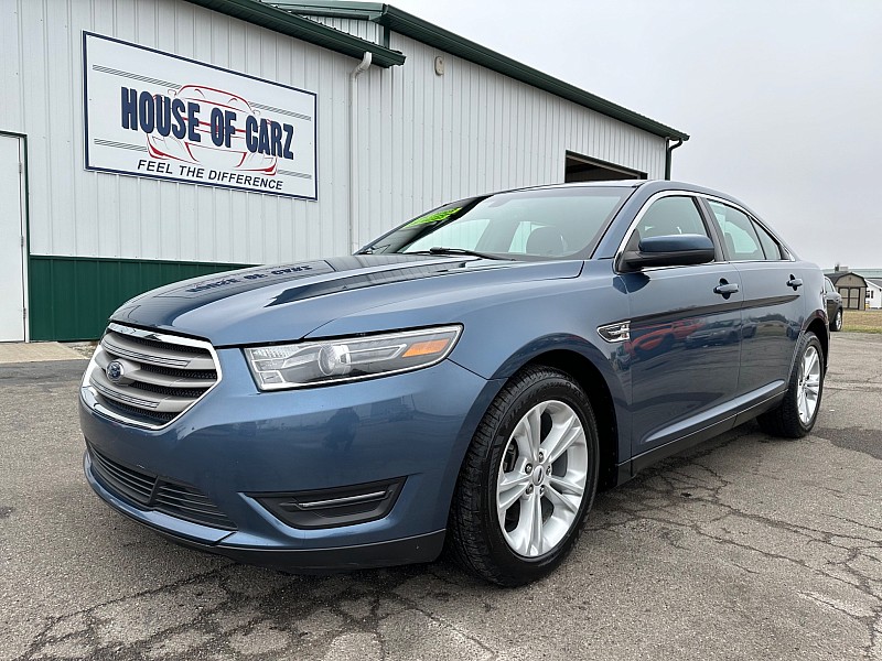 Used 2018  Ford Taurus 4d Sedan FWD SEL at House of Carz near Rochester, IN