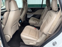 Used 2020  Lincoln Aviator 4d SUV AWD Grand Touring at House of Carz near Rochester&comma; IN