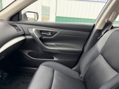 Used 2017  Nissan Altima 4d Sedan 2&period;5L SR at House of Carz near Rochester&comma; IN