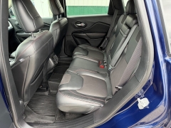 Used 2016  Jeep Cherokee 4d SUV 4WD Trailhawk V6 at House of Carz near Rochester&comma; IN