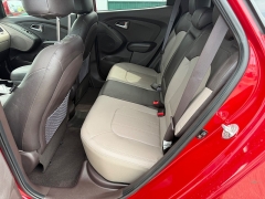 Used 2012  Hyundai Tucson 4d SUV FWD Limited at House of Carz near Rochester&comma; IN