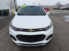 Used 2020  Chevrolet Trax 4d SUV AWD LT at House of Carz near Rochester&comma; IN