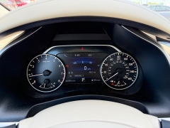 Used 2017  Nissan Murano 4d SUV AWD Platinum at House of Carz near Rochester, IN