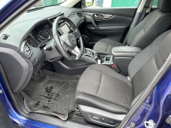 Used 2020 Nissan Rogue 4d SUV AWD SV at House of Carz near Rochester, IN