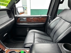 Used 2017 Lincoln Navigator L 4d SUV 4WD Select at House of Carz near Rochester, IN