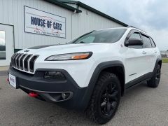 Used 2015  Jeep Cherokee 4d SUV 4WD Trailhawk V6 at House of Carz near Rochester&comma; IN