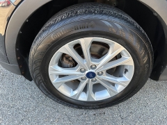 Used 2018 Ford Escape 4d SUV 4WD SEL at House of Carz near Rochester, IN