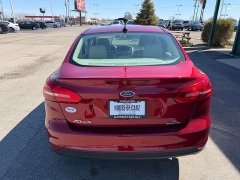 Used 2016  Ford Focus 4d Sedan SE at House of Carz near Rochester&comma; IN
