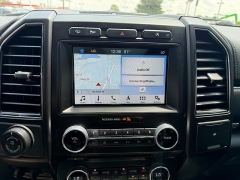 Used 2018  Ford Expedition Max 4d SUV 4WD Limited at House of Carz near Rochester&comma; IN