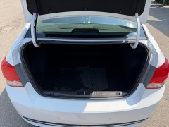 Used 2013  Chevrolet Cruze 4d Sedan LTZ at House of Carz near Rochester&comma; IN