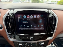 Used 2018  Chevrolet Traverse 4d SUV AWD High Country at House of Carz near Rochester&comma; IN