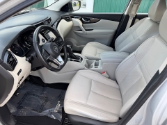 Used 2018  Nissan Rogue Sport 4d SUV AWD SL &lpar;2018&period;5&rpar; at House of Carz near Rochester&comma; IN