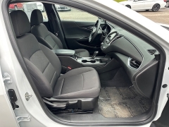 Used 2017 Chevrolet Malibu 4d Sedan LT at House of Carz near Rochester, IN