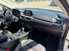 Used 2016  Mazda Mazda6 4d Sedan i Touring Auto at House of Carz near Rochester&comma; IN