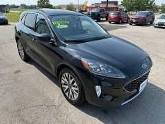 Used 2022 Ford Escape Titanium AWD at House of Carz near Rochester, IN