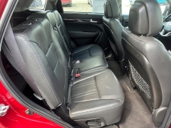 Used 2015 Kia Sorento 4d SUV FWD SX at House of Carz near Rochester, IN