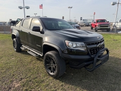 Used 2018  Chevrolet Colorado 4WD Crew Cab ZR2 at House of Carz near Rochester&comma; IN