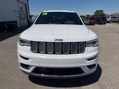 Used 2018  Jeep Grand Cherokee 4d SUV 4WD Summit V6 at House of Carz near Rochester&comma; IN